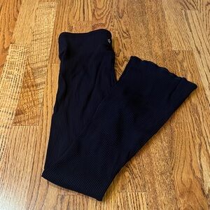 Sls Apparel Woman’s Black Flare Leggings Size L